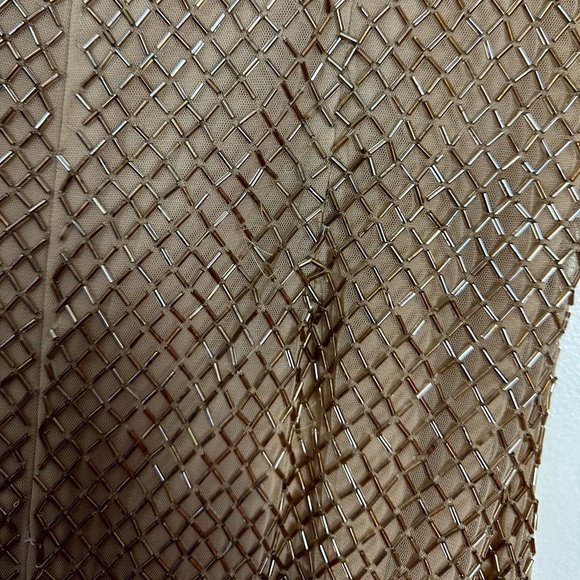 MAC DUGGAL Lattice Bead Sheath Gown in Nude Size US 10 - Picture 15 of 16